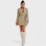 Érica – Elegantna Haljina s Pojasom