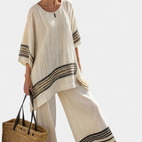 Set Mediteran Daisy od bambusovog platna s elegantnim crvenim i zelenim prugama