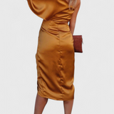 Danica Haljina Fluida s Elegantnom i Vječnom Siluetom